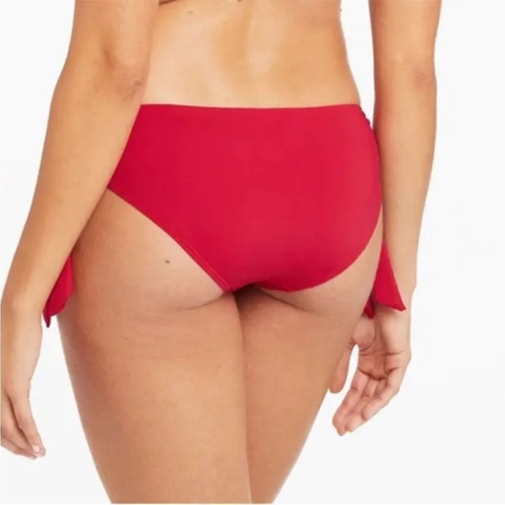Sea level essentials, Tie sides, bikinis swim bottoms